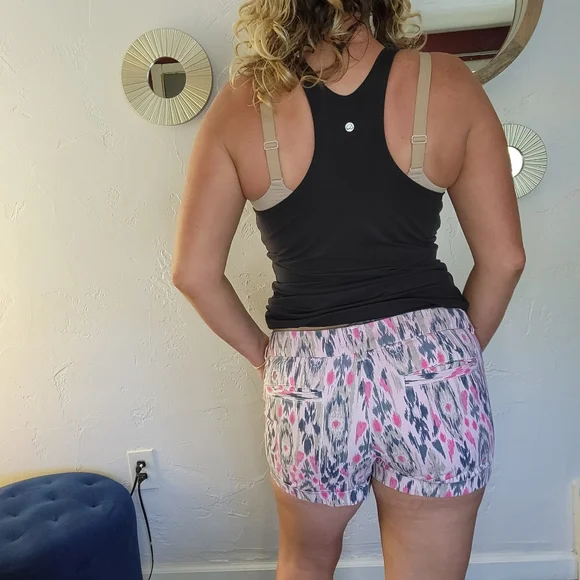 AEO tribal shorts - Picture 3 of 9